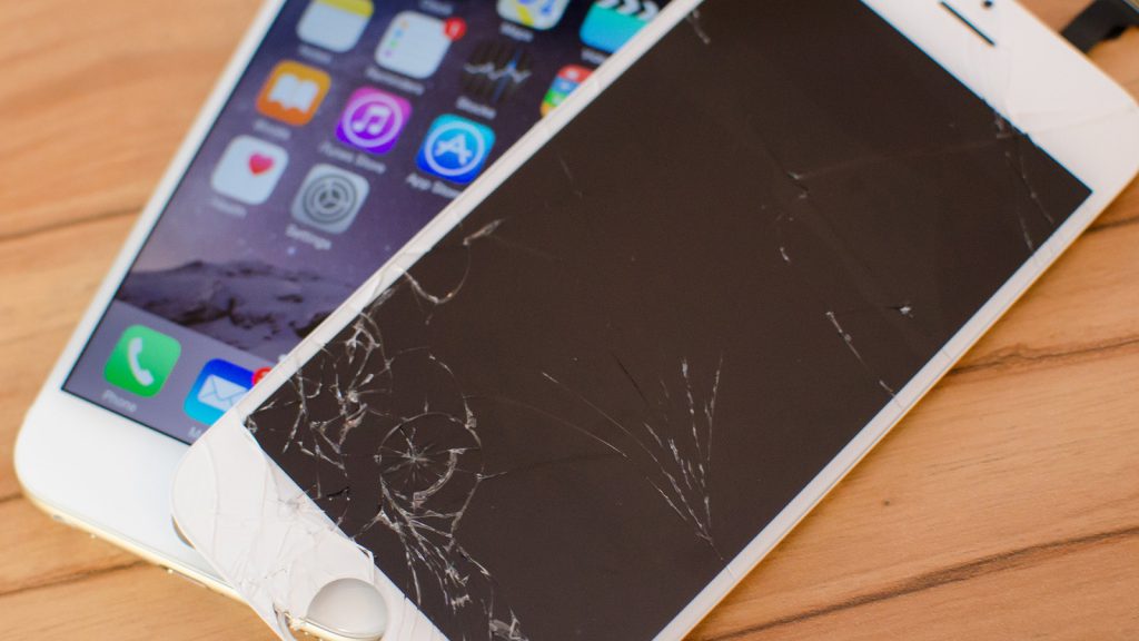 iPhone 6 broken display