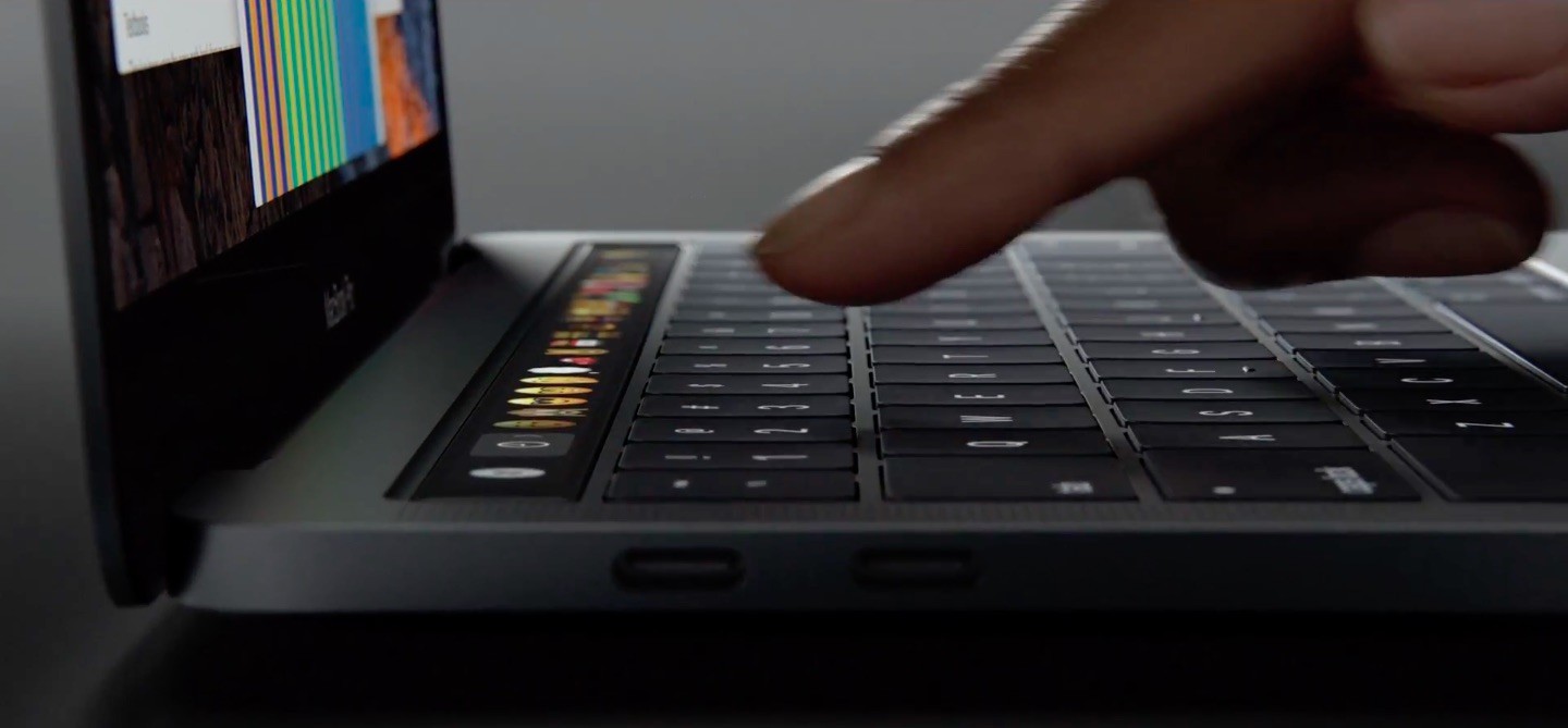 В новом MacBook Pro залипают кнопки. Рассказываем, как решить проблему ...