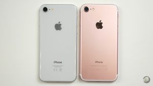 Apple iPhone 8, Apple iPhone 8, смартфоны рядом