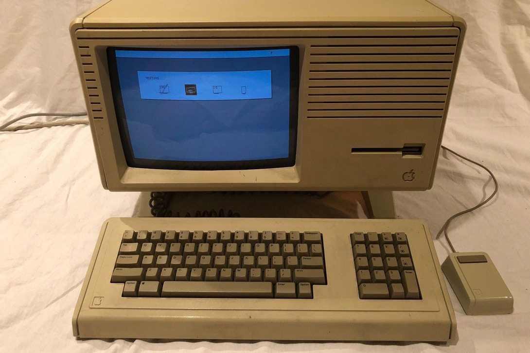 Первые компьютеры Эппл 1980