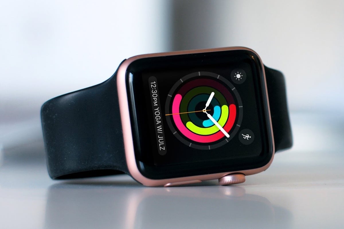 Часы нового поколения. Apple watch Series 1. Apple IWATCH 2021. Эппл вотч последняя модель. Первые Эппл вотч.