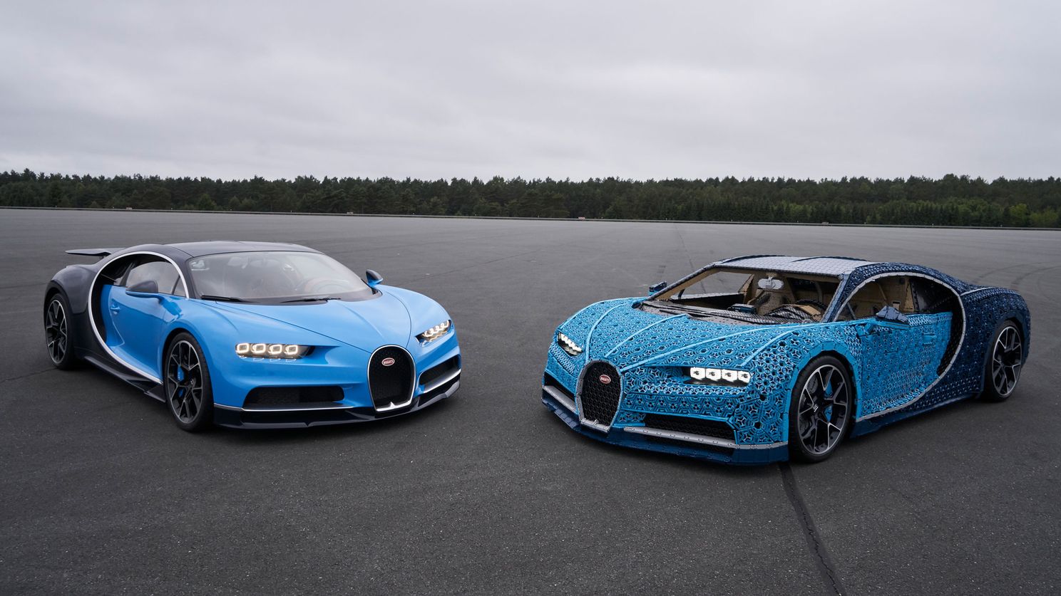 LEGO Bugatti Chiron 1 1