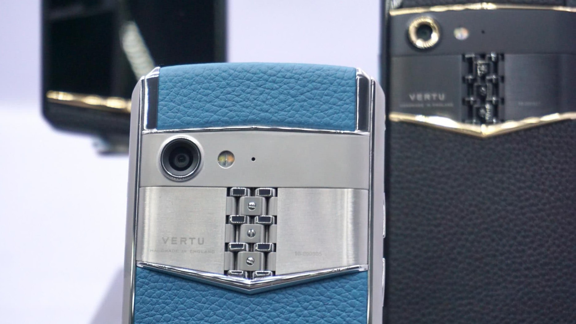 Дичь дня: новый Vertu Aster P — Wylsacom