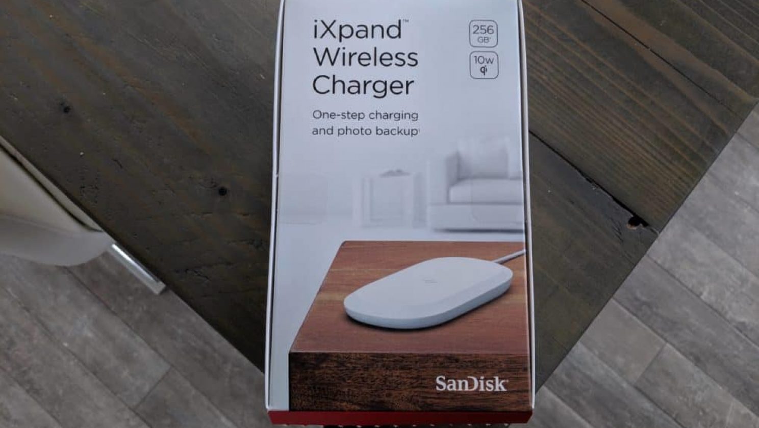 SanDisk-iXpand-Wireless-Charger-e1566393401408