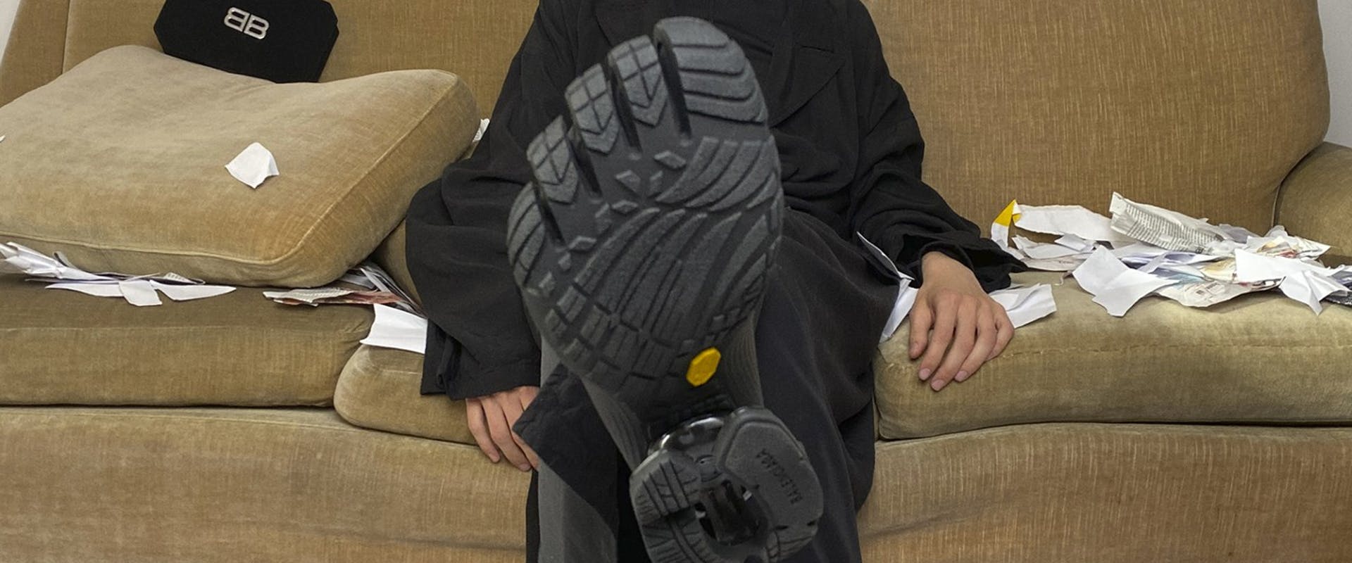 Balenciaga x Vibram: очень странная 