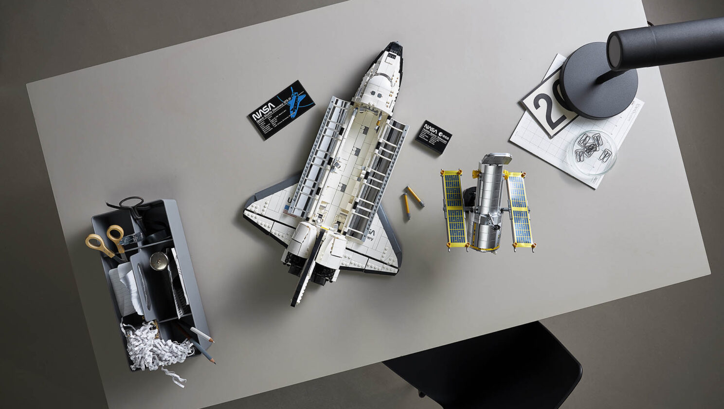 LEGO NASA Space Shuttle Discovery 7