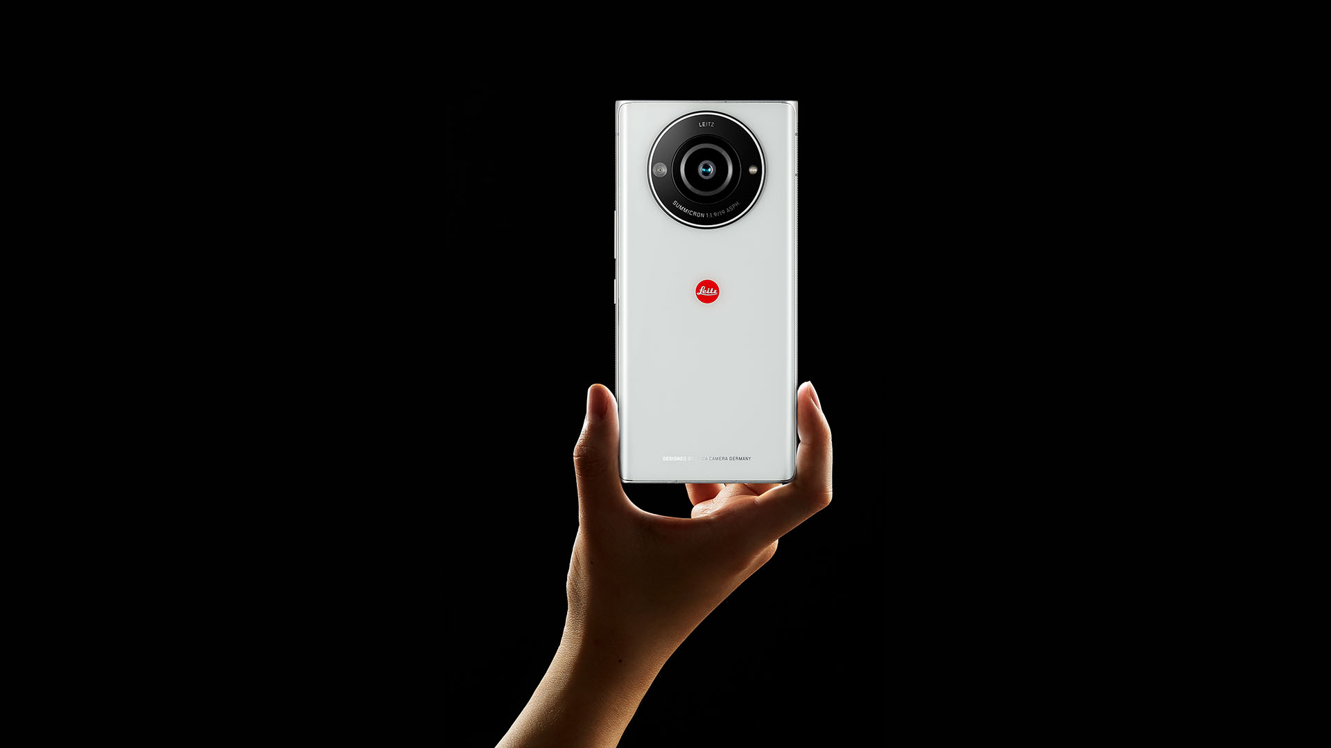 Sharp, Leica Camera AG и SoftBank показали Leitz Phone 2 c дюймовой матрицей  — Wylsacom