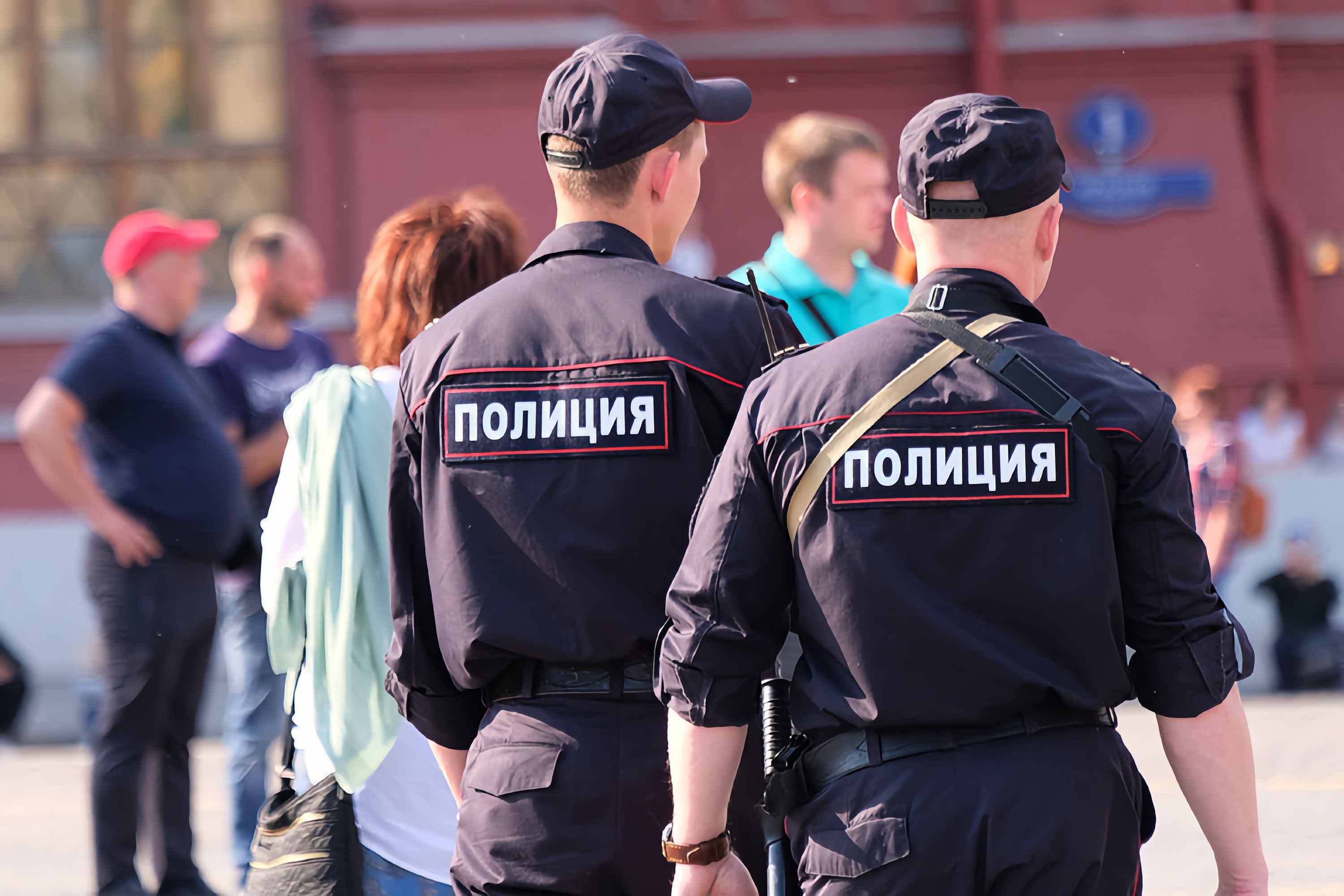 С сентября полиция сможет получить доступ ко всем данным абонентов мобильных операторов
