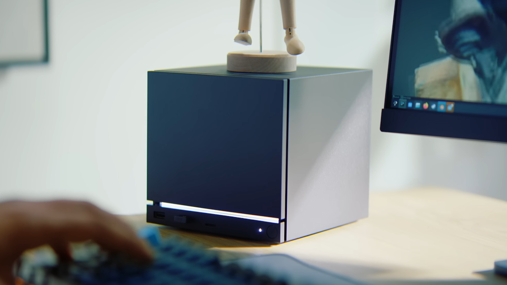 Европейские ретейлеры случайно спалили цену Steam Machine