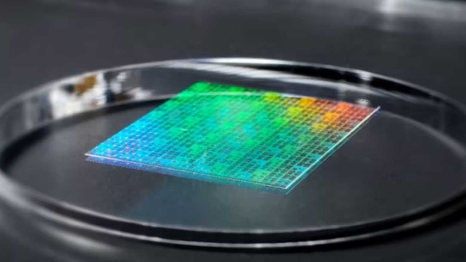 В Японии придумали, как удешевить процесс выпуска 1,4-нм чипов