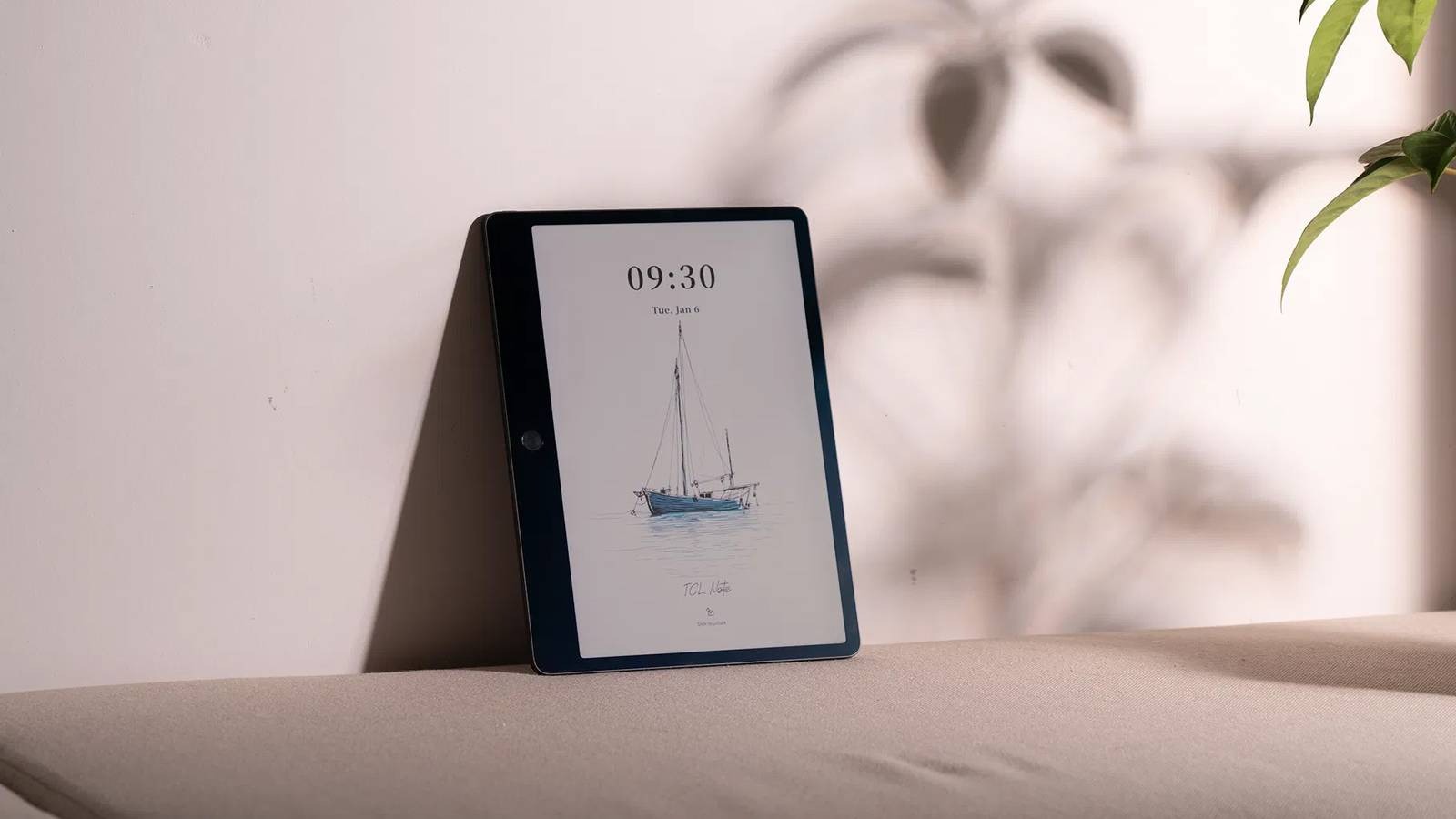 TCL анонсировала планшет для заметок Note A1, который имитирует E-Ink экран