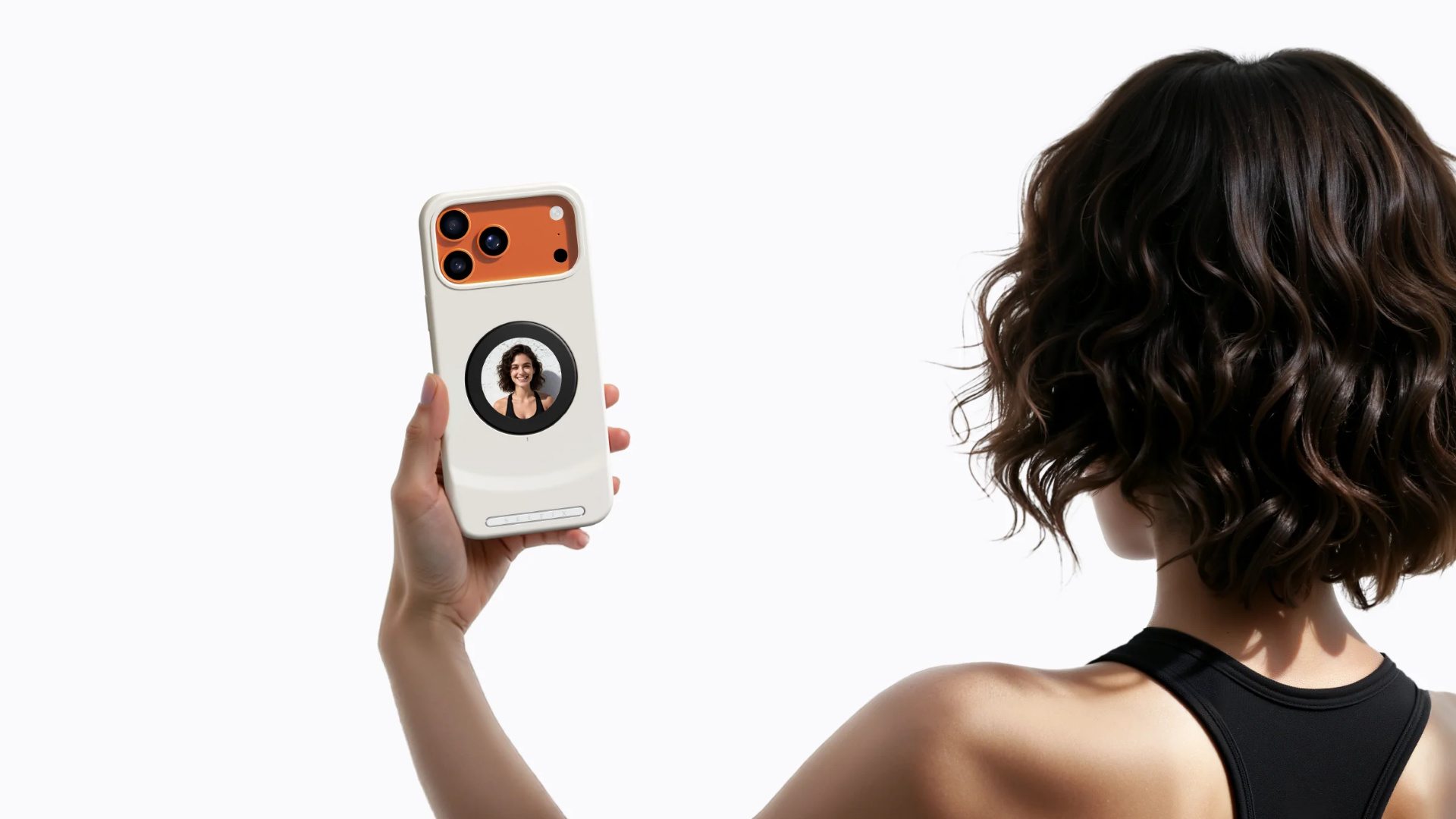 Вещь дня: чехол с хранилищем на 2 ТБ и вторым дисплеем для iPhone 17 Pro