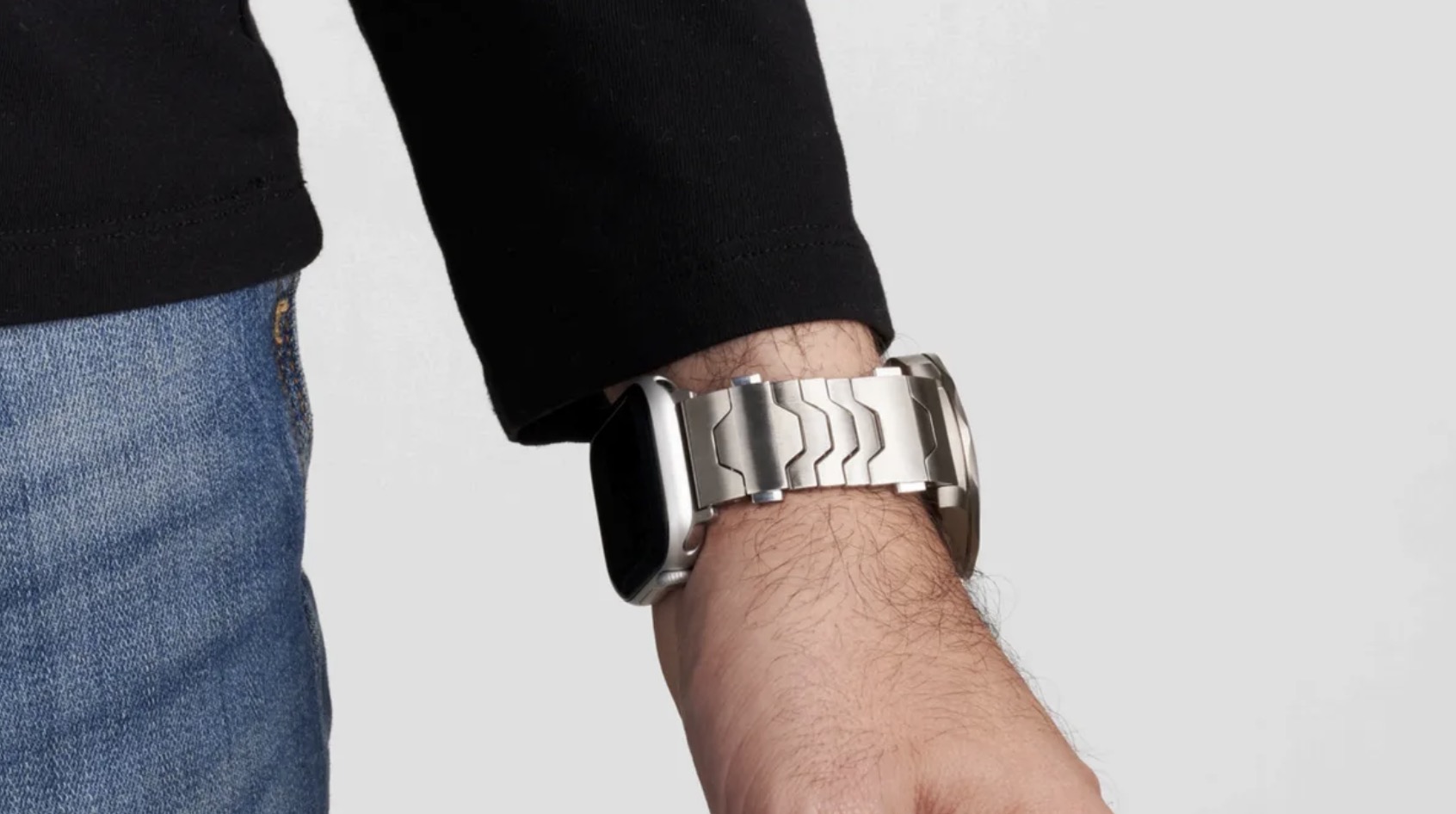 Ремешок, позволяющий носить сразу двое часов, — это Smartlet