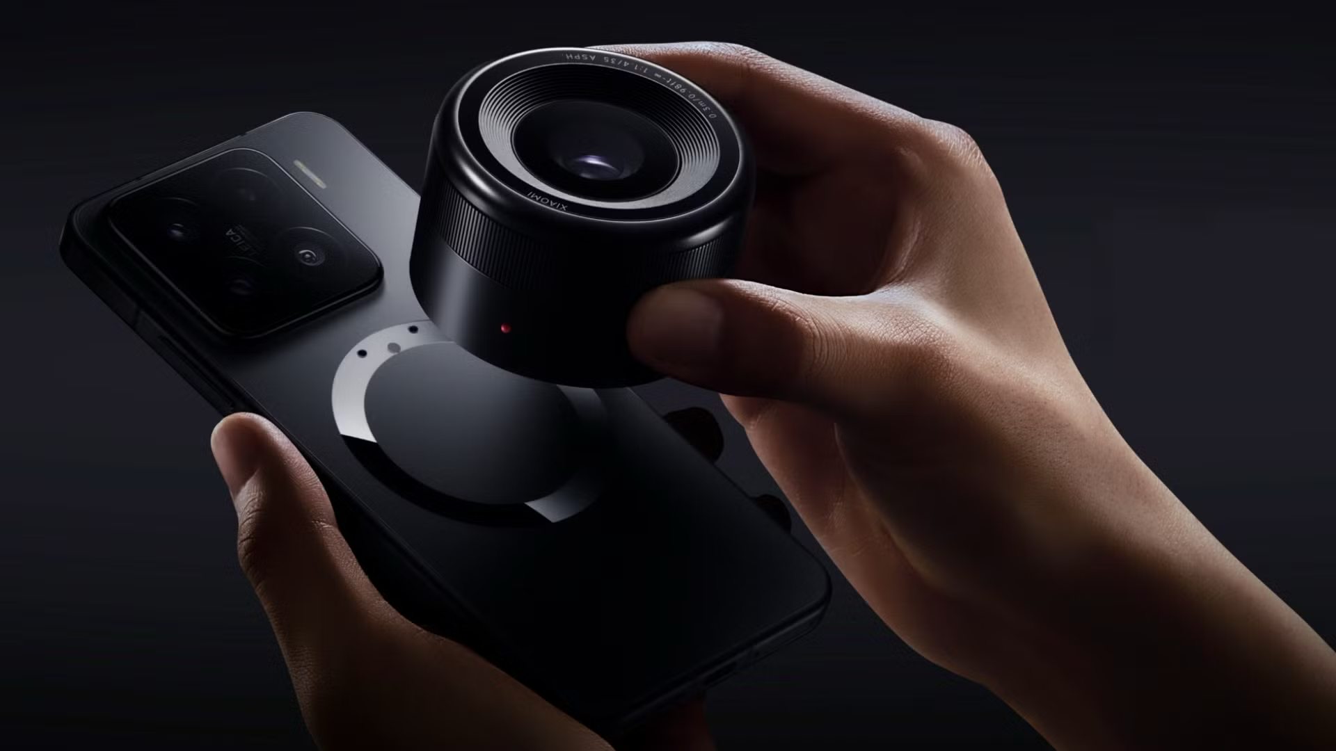 Слухи: Xiaomi выпустит мобильную камеру-объектив для смартфона