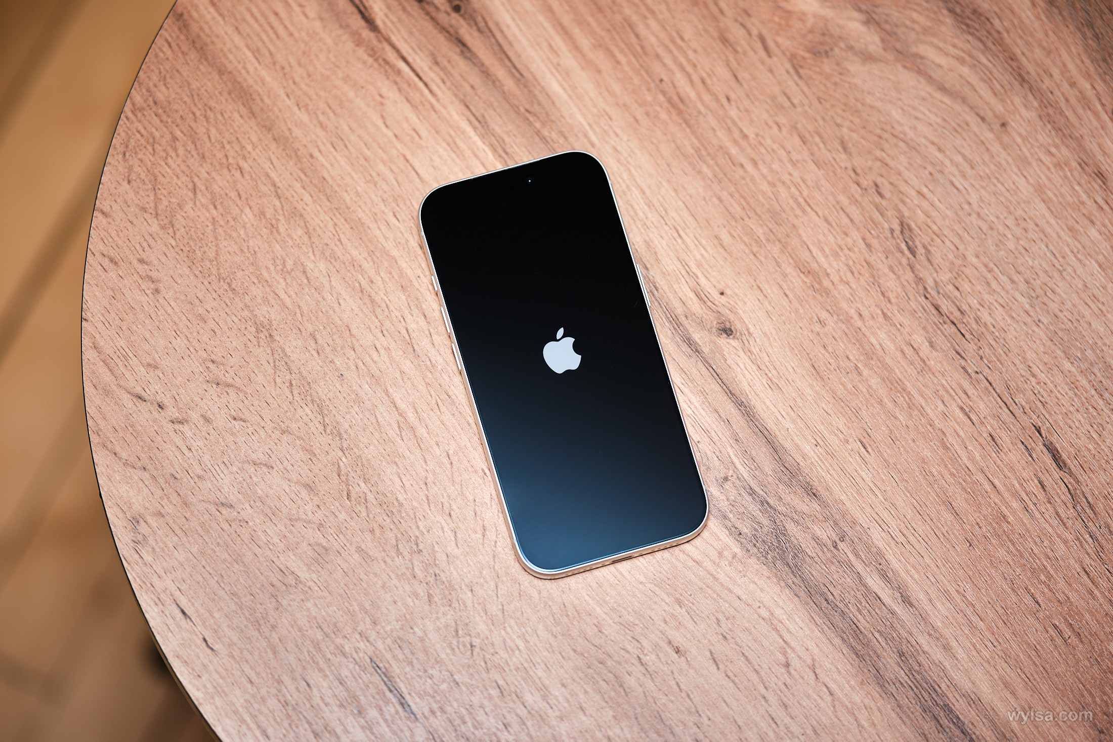 Обновление iOS 26.4.1 окирпичивает iPhone