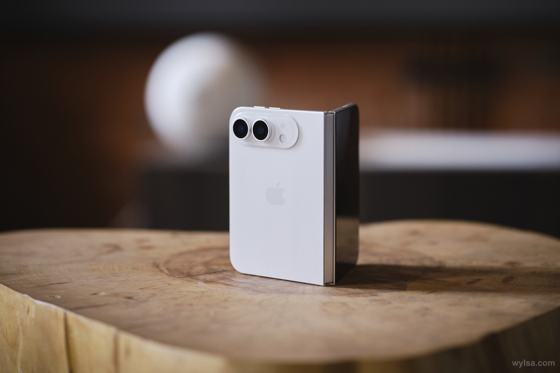 Ёмкость батареи iPhone Ultra достигнет почти 5000 мА•ч