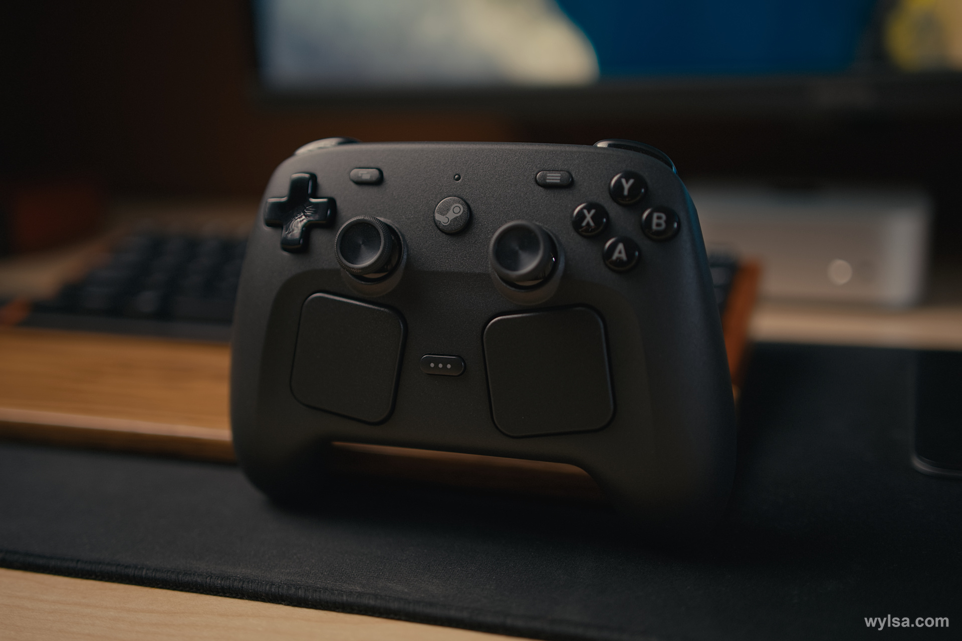 Величие Valve: обзор Steam Controller глазами ПК-геймера
