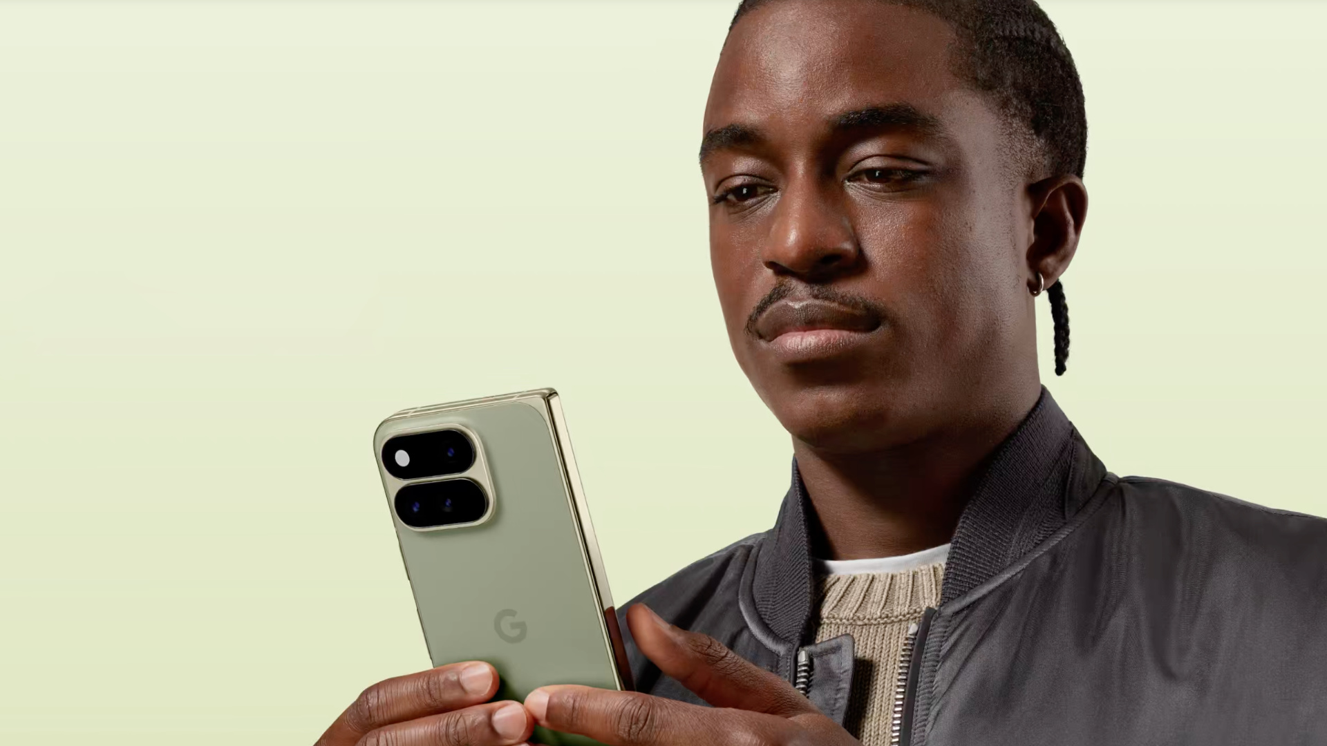 Google зарядила $1900 за новый Pixel 11 Pro Fold