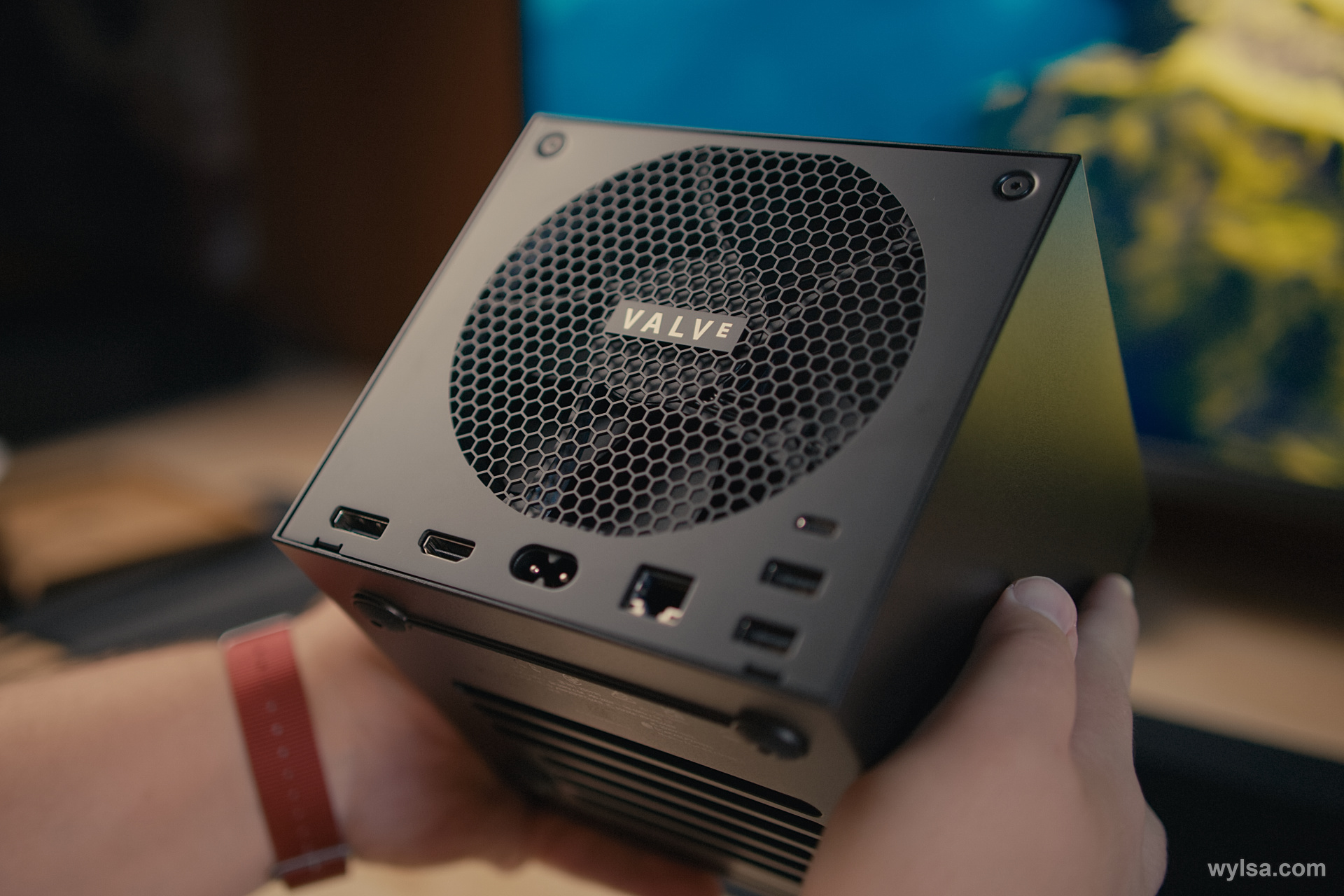 Обзор Steam Machine спустя месяц: жить можно