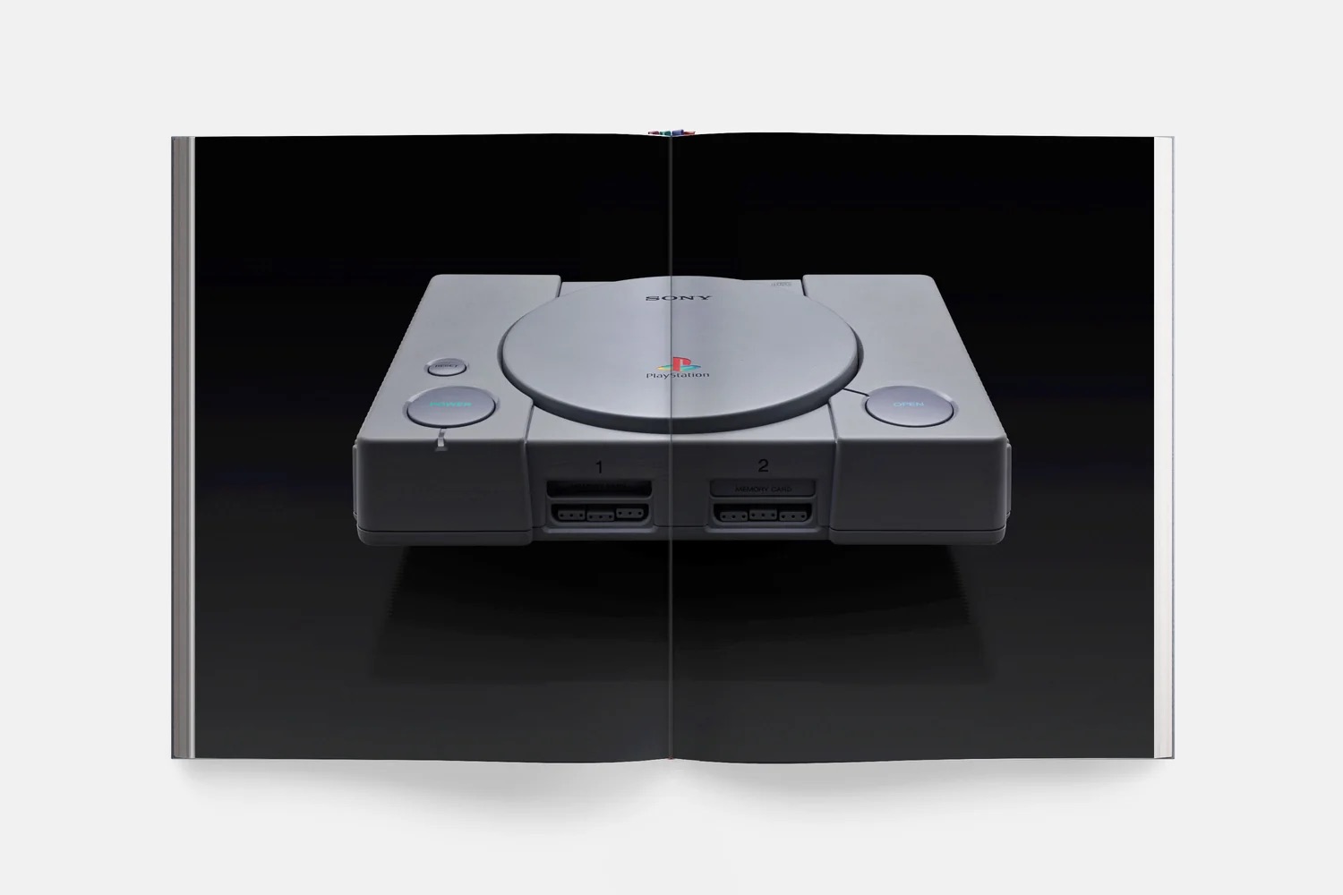 30 лет PlayStation поместили в лимитированный артбук